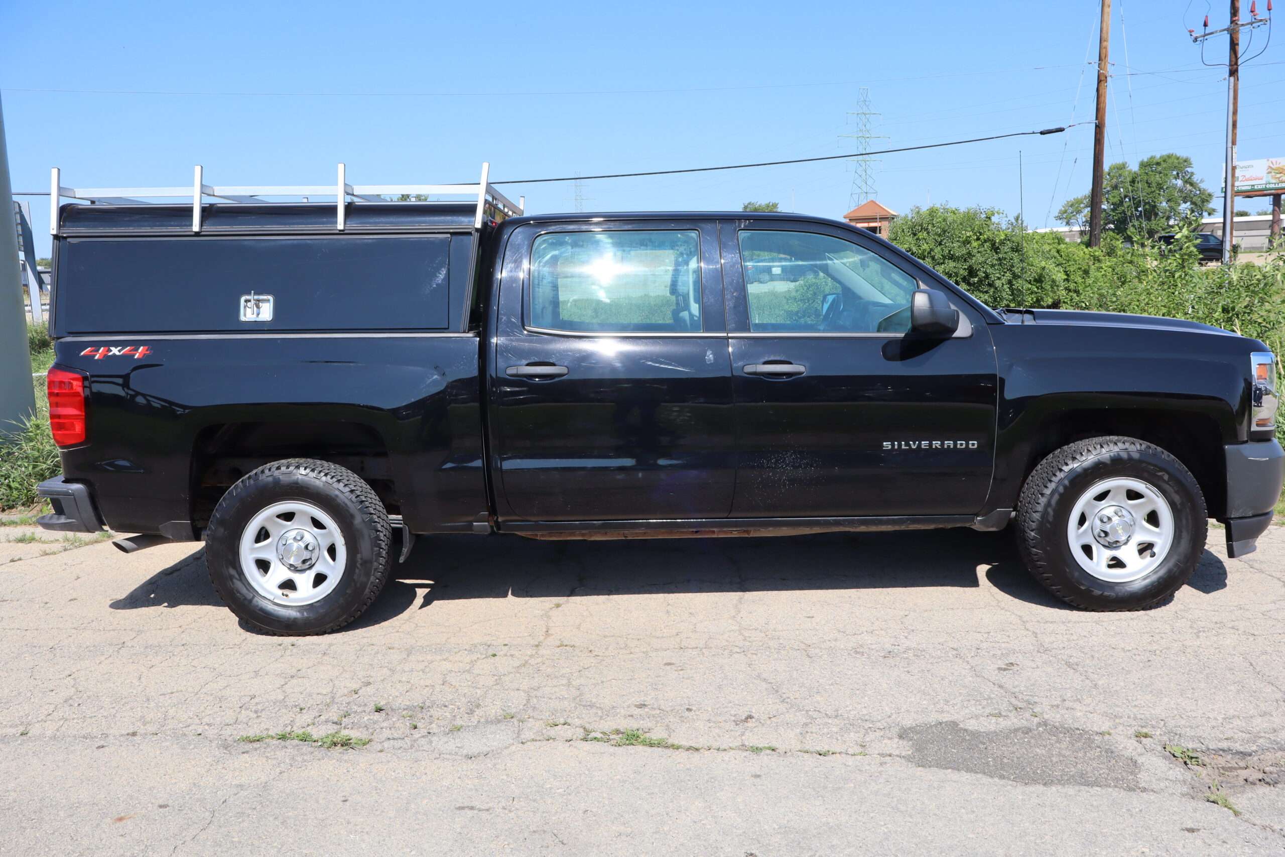 chevrolet silverado 1500 2018 3GCUKNEC0JG396343 image chevrolet silverado 1500 2018 3GCUKNEC0JG396343 image